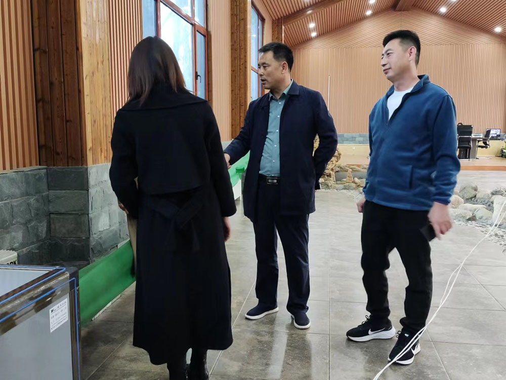 本地客户车间采购暖风机设备
